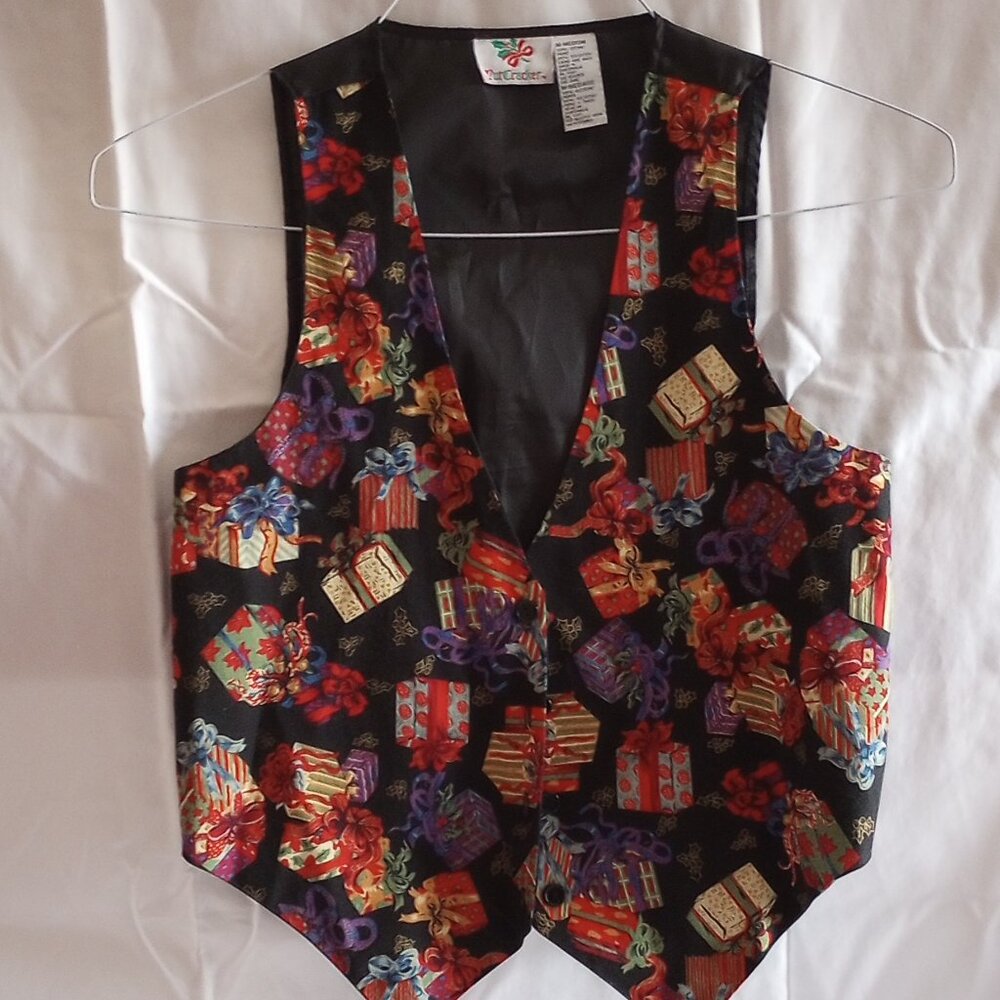 Womens Vest,100% cotton, polyester lining, 4 buttons front, back tie, medium